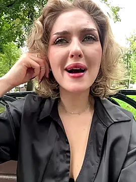 KellyKeler online show from 11, 9, 2025