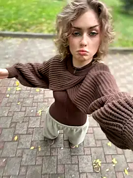 KellyKeler online show from 11, 10, 2025