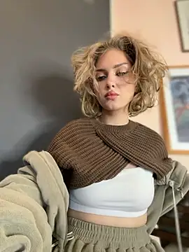 KellyKeler online show from 13, 10, 2025