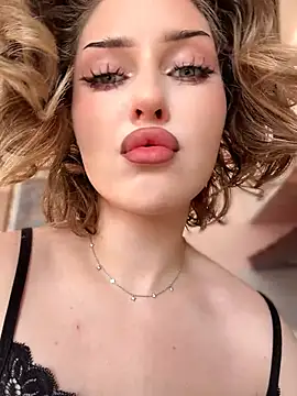 KellyKeler online show from 23, 4, 2026