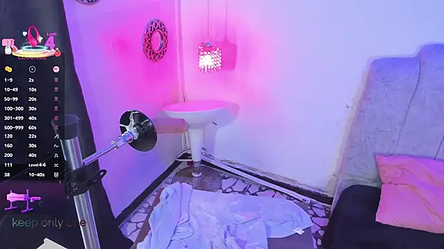 bigboobs violeta online show from 10, 1, 2026