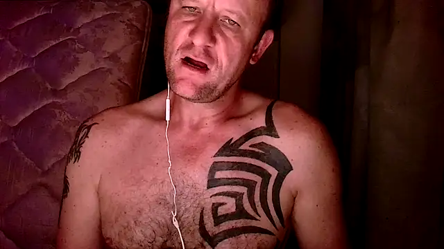 Snapshot of Yournaughty chatting on 16, 10, 2025 Yournaughty online show from 16, 10, 2025