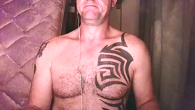 Snapshot of Yournaughty chatting on 25, 10, 2025 Yournaughty online show from 25, 10, 2025