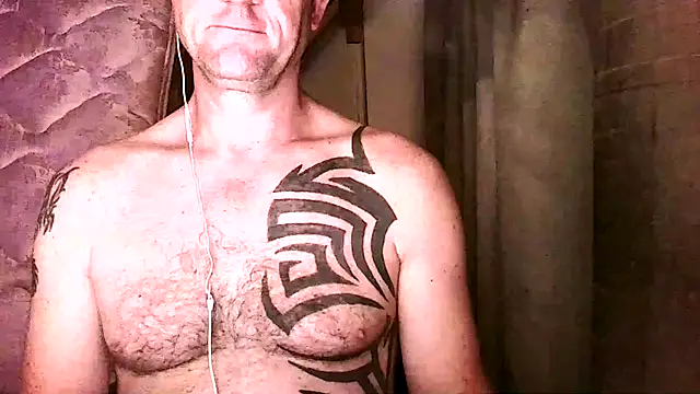 Snapshot of Yournaughty chatting on 13, 11, 2025 Yournaughty online show from 13, 11, 2025