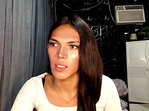 Snapshot of ladyhotcuming chatting on 15, 6, 2026 ladyhotcuming online show from 15, 6, 2026