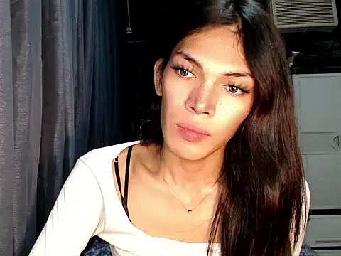 ladyhotcuming online show from 25, 7, 2026