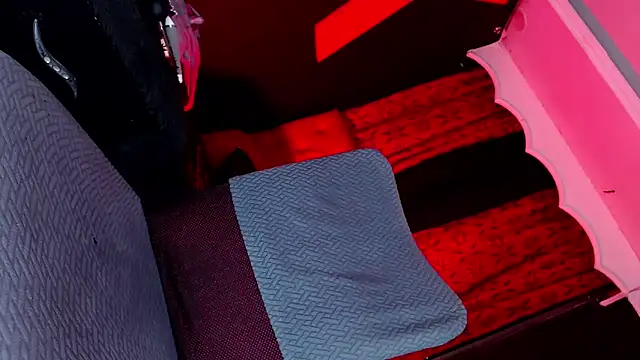 abrilbigcock online show from 11, 6, 2026