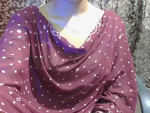 Snapshot of lovely_soniya chatting on 20, 5, 2026 lovely soniya online show from 20, 5, 2026