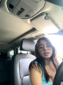 Snapshot of Michelle_Zoe chatting on 21, 9, 2025 Michelle Zoe online show from 21, 9, 2025