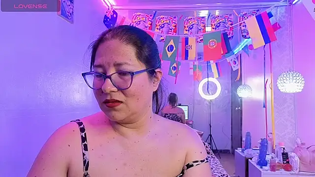 scarlett widow  online show from 29, 6, 2026