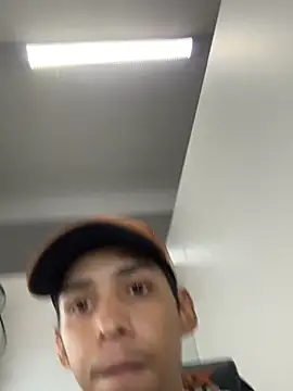 Snapshot of Oqui chatting on 16, 3, 2026 Oqui online show from 16, 3, 2026