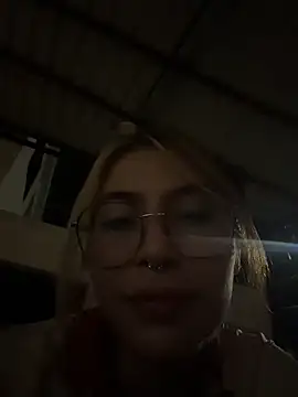 YunoRose  online show from 4, 7, 2026