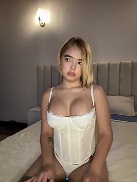 Snapshot of Mia_Roswell chatting on 21, 5, 2026 Mia Roswell online show from 21, 5, 2026