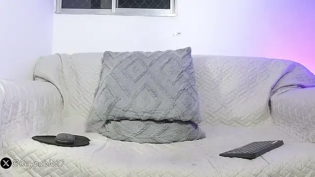 ReyPablo1 online show from 19, 4, 2026