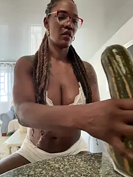 Bustykeyla online show from 25, 6, 2026