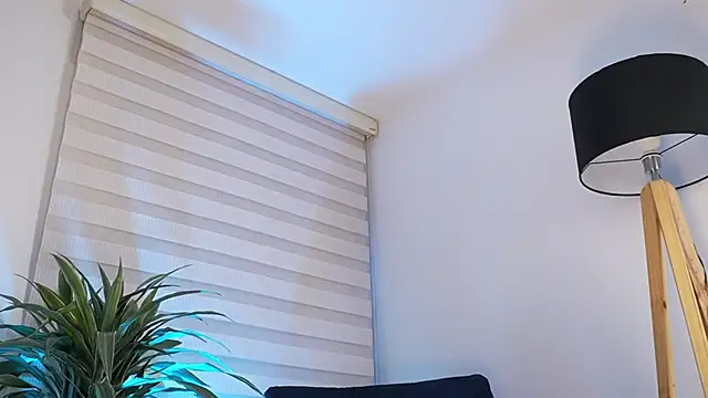 Snapshot of DeusbelliS chatting on 23, 9, 2025 DeusbelliS online show from 23, 9, 2025