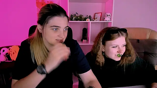 Snapshot of inga_gree chatting on 2, 10, 2025 inga gree online show from 2, 10, 2025