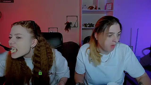 Snapshot of inga_gree chatting on 15, 10, 2025 inga gree online show from 15, 10, 2025