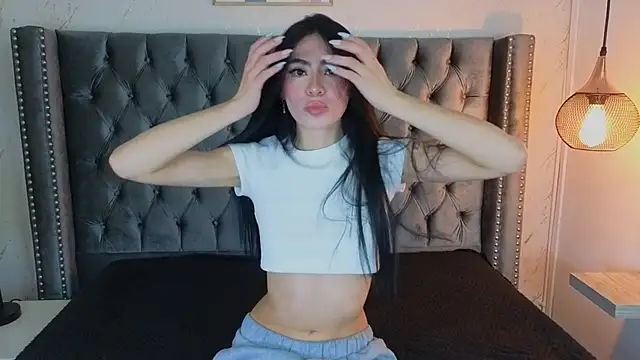 Anya Belth online show from 21, 4, 2026