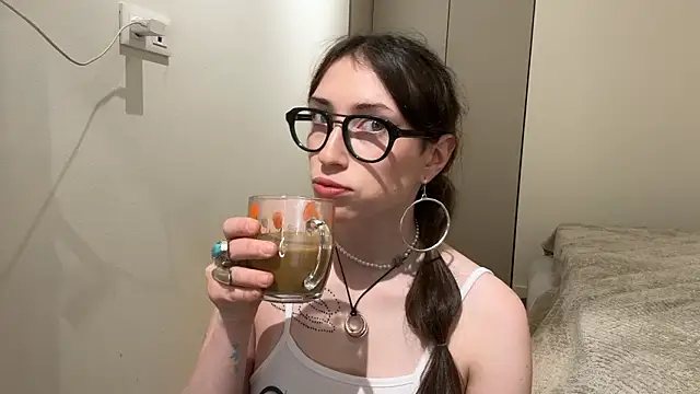 Kelly Berry   online show from 13, 3, 2026