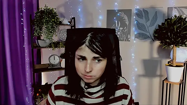 MartaEdams online show from 10, 2, 2026