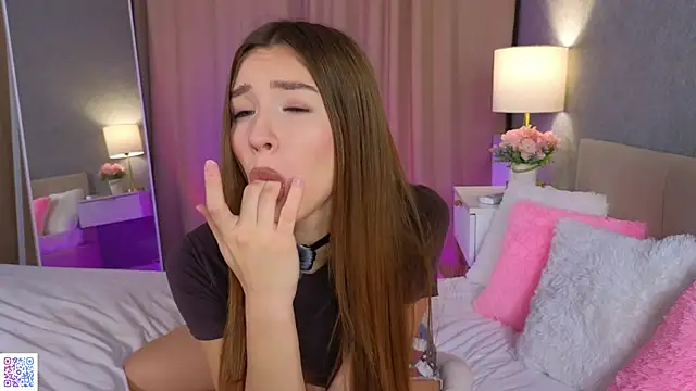 SweetyLali online show from 23, 10, 2025