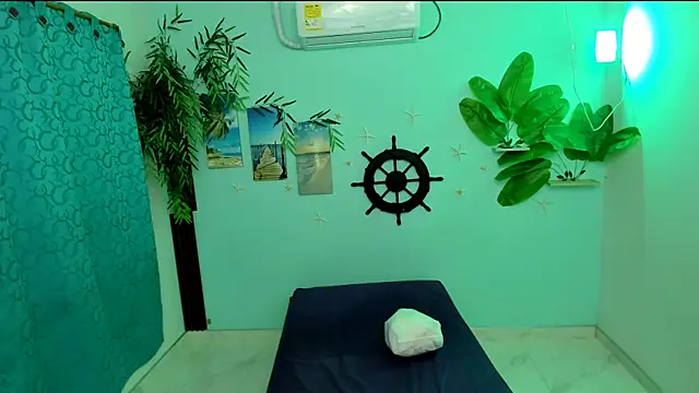 Snapshot of eladyrous98 chatting on 9, 11, 2025 eladyrous98 online show from 9, 11, 2025