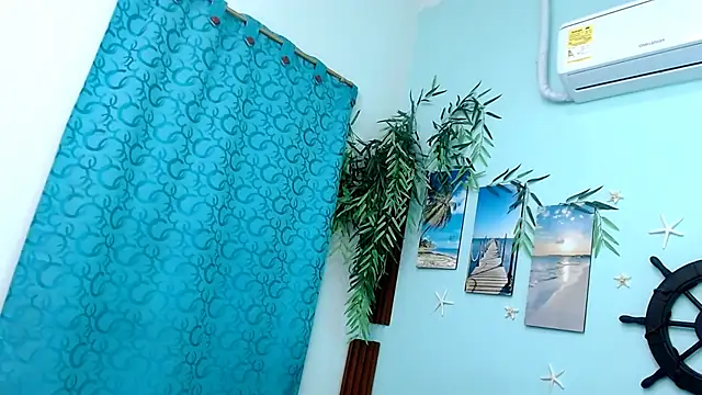 Snapshot of eladyrous98 chatting on 13, 11, 2025 eladyrous98 online show from 13, 11, 2025