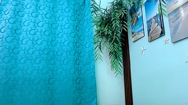 Snapshot of eladyrous98 chatting on 8, 1, 2026 eladyrous98 online show from 8, 1, 2026