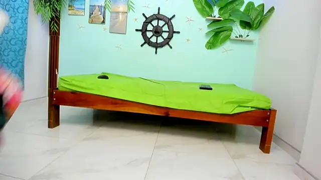 Snapshot of eladyrous98 chatting on 5, 3, 2026 eladyrous98 online show from 5, 3, 2026