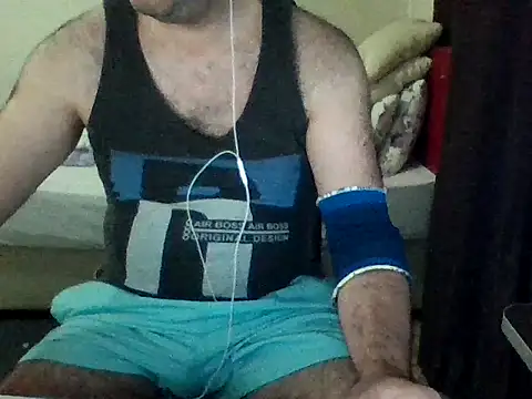 Snapshot of st206boy chatting on 9, 9, 2025 st206boy online show from 9, 9, 2025