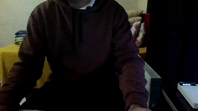 Snapshot of st206boy chatting on 1, 11, 2025 st206boy online show from 1, 11, 2025