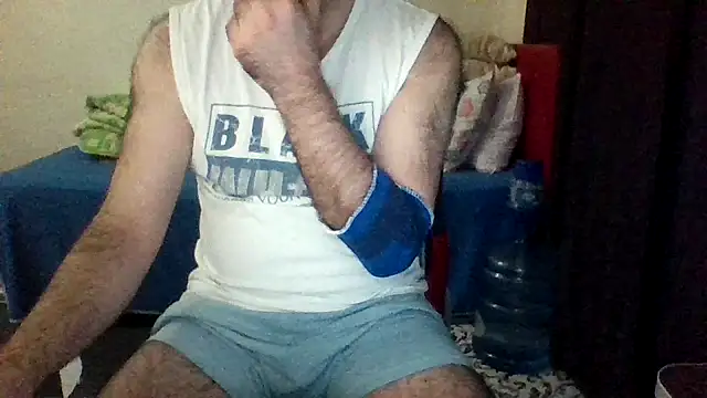 Snapshot of st206boy chatting on 25, 11, 2025 st206boy online show from 25, 11, 2025