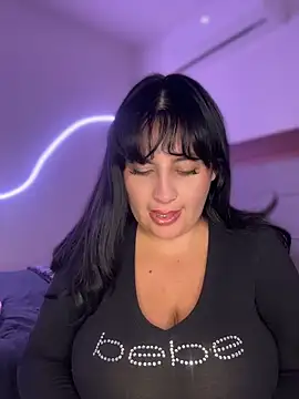 victoria amatista  online show from 11, 6, 2026