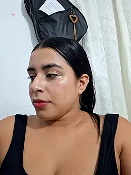 Snapshot of channell0 chatting on 11, 10, 2025 channell0 online show from 11, 10, 2025