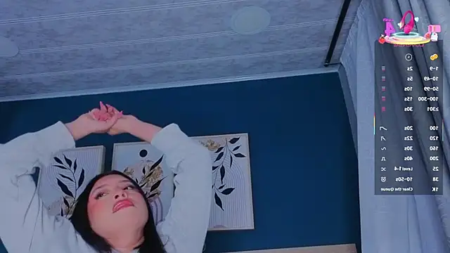 SarahMiler  online show from 16, 10, 2025