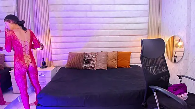 VictoriaaBlair online show from 22, 4, 2026