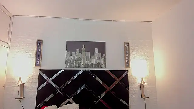 Snapshot of elenacooper1 chatting on 2, 11, 2025 elenacooper1 online show from 2, 11, 2025