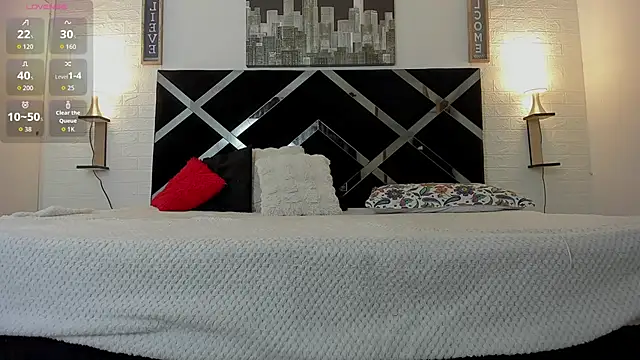 Snapshot of elenacooper1 chatting on 5, 11, 2025 elenacooper1 online show from 5, 11, 2025