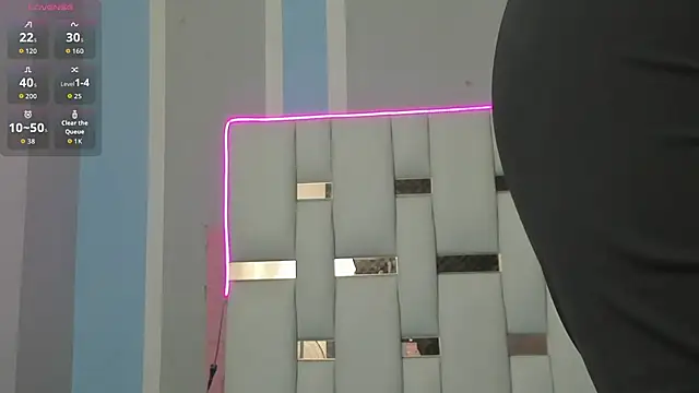 Snapshot of elenacooper1 chatting on 10, 11, 2025 elenacooper1 online show from 10, 11, 2025