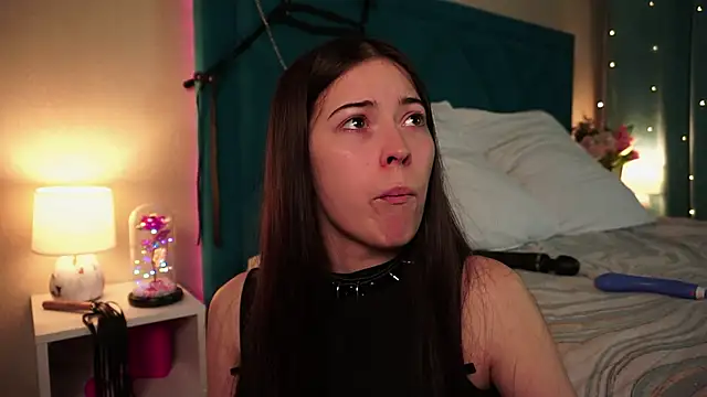 ywixos online show from 24, 4, 2026