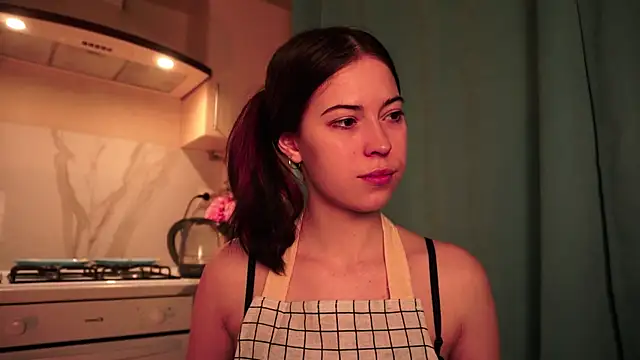 ywixos online show from 25, 4, 2026