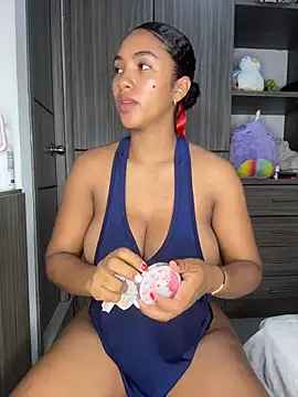 Mia sweet80 online show from 17, 11, 2025