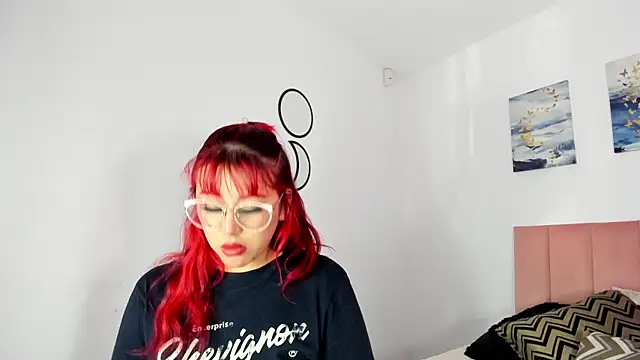 Maddy Mills online show from 22, 4, 2026