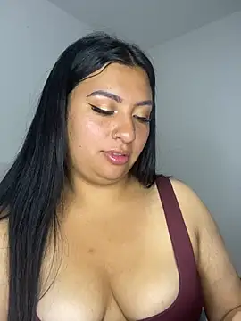 Snapshot of Issa_Santana chatting on 3, 5, 2026 Issa Santana online show from 3, 5, 2026