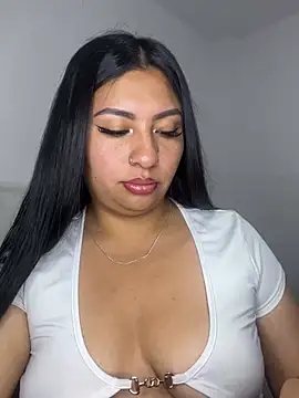 Snapshot of Issa_Santana chatting on 27, 5, 2026 Issa Santana online show from 27, 5, 2026