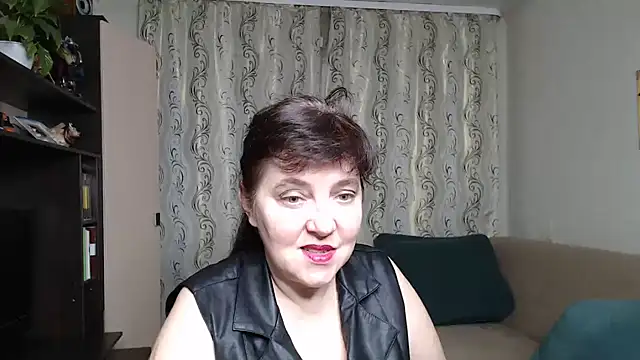 Snapshot of Illusionq chatting on 19, 11, 2025 Illusionq online show from 19, 11, 2025