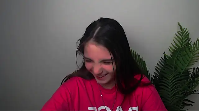 Snapshot of Sun_Shine__ chatting on 17, 9, 2025 Sun Shine online show from 17, 9, 2025