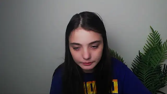 Snapshot of Sun_Shine__ chatting on 18, 9, 2025 Sun Shine online show from 18, 9, 2025