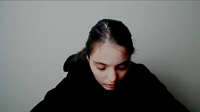 Snapshot of Sun_Shine__ chatting on 6, 10, 2025 Sun Shine online show from 6, 10, 2025